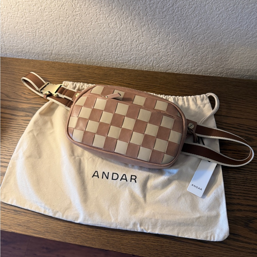 The Devin - Dusk/Crema Checkered full grain leather bum bag/crossbody bag